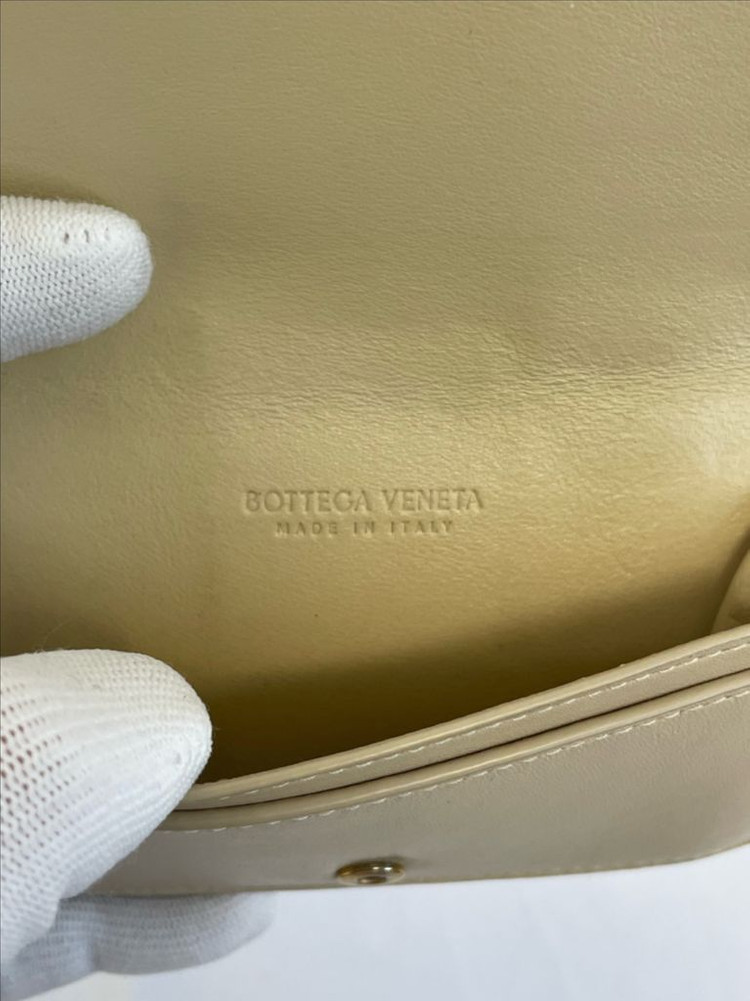 보테가베네타 카세트 플랩 중지갑 [os]--7