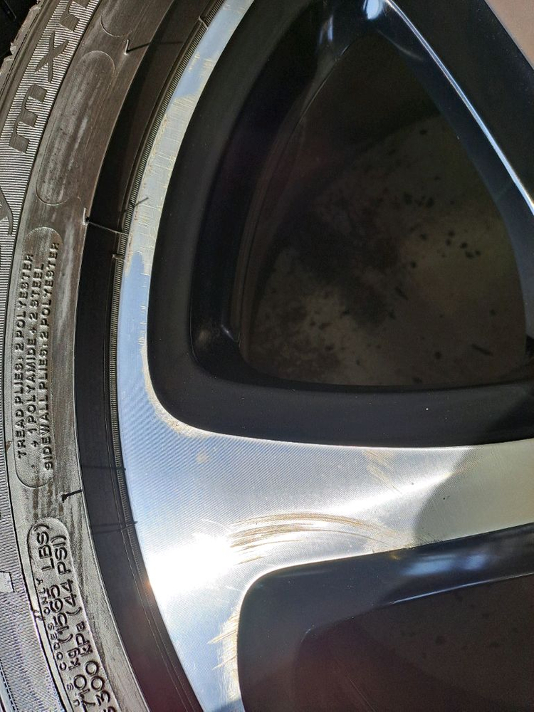 벤츠e클래스 w213 18인치휠타이어 이미지