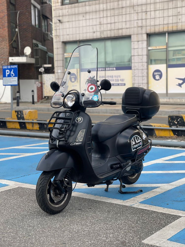 베스파GTS125 17년식 2.3만Km 최상의컨디션 실물깡패! 판매합니다--0