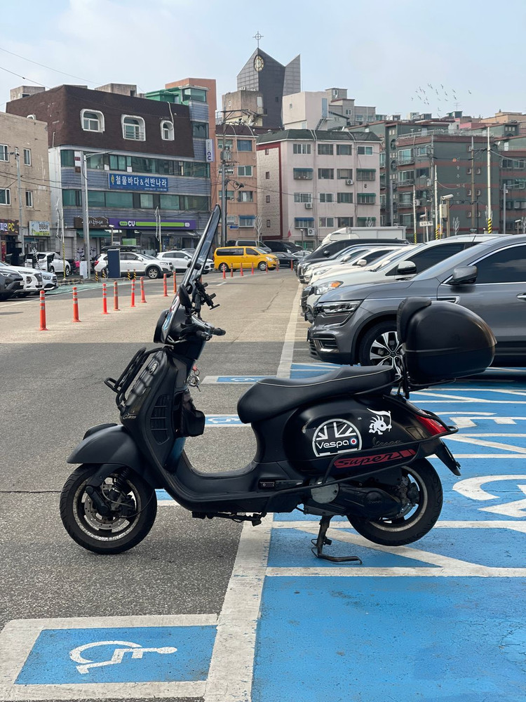 베스파GTS125 17년식 2.3만Km 최상의컨디션 실물깡패! 판매합니다--7
