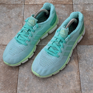 (240)아디다스 클라이마칠 운동화 런닝화