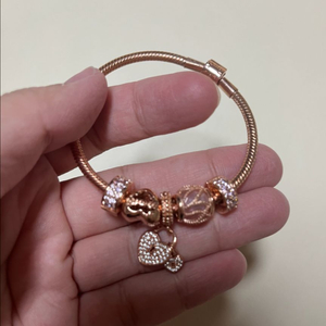 ㅍㄷㄹ 골드참 팔찌