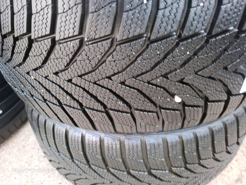 2254517 225/45R17 넥센 윈가드스포츠2 중고타이어 a급 4본 팝니다--1