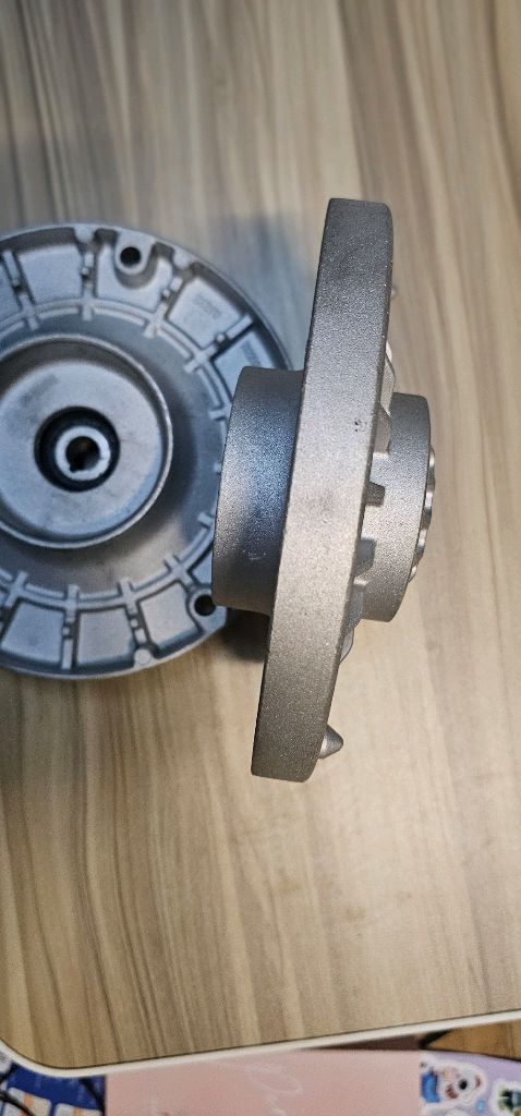 BMW X3 F25 20d 미션마운트 앞 좌우 2개 미사용새거--2