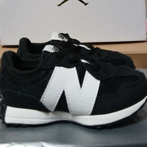 뉴발란스키즈 327 145블랙운동화 327CBW 거의새거