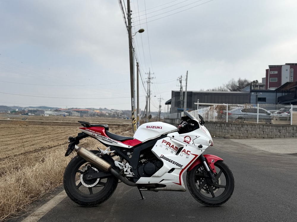 코멧125/13년식/1만km/판매합니다 이미지