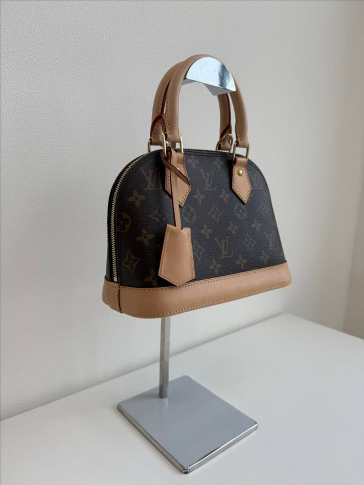 루이비통 알마bb 이미지