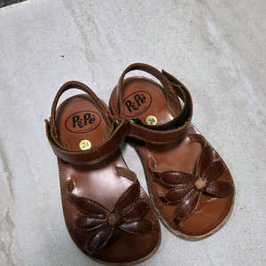 페페슈즈 꽃샌들 24사이즈