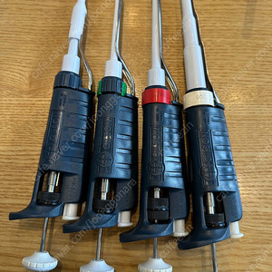 길슨 마이크로 피펫 5자루