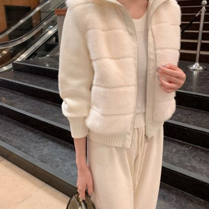 드샤르에 칸칸이퍼 패딩