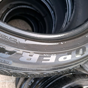2155517 중고타이어 a급 2본 팝니다