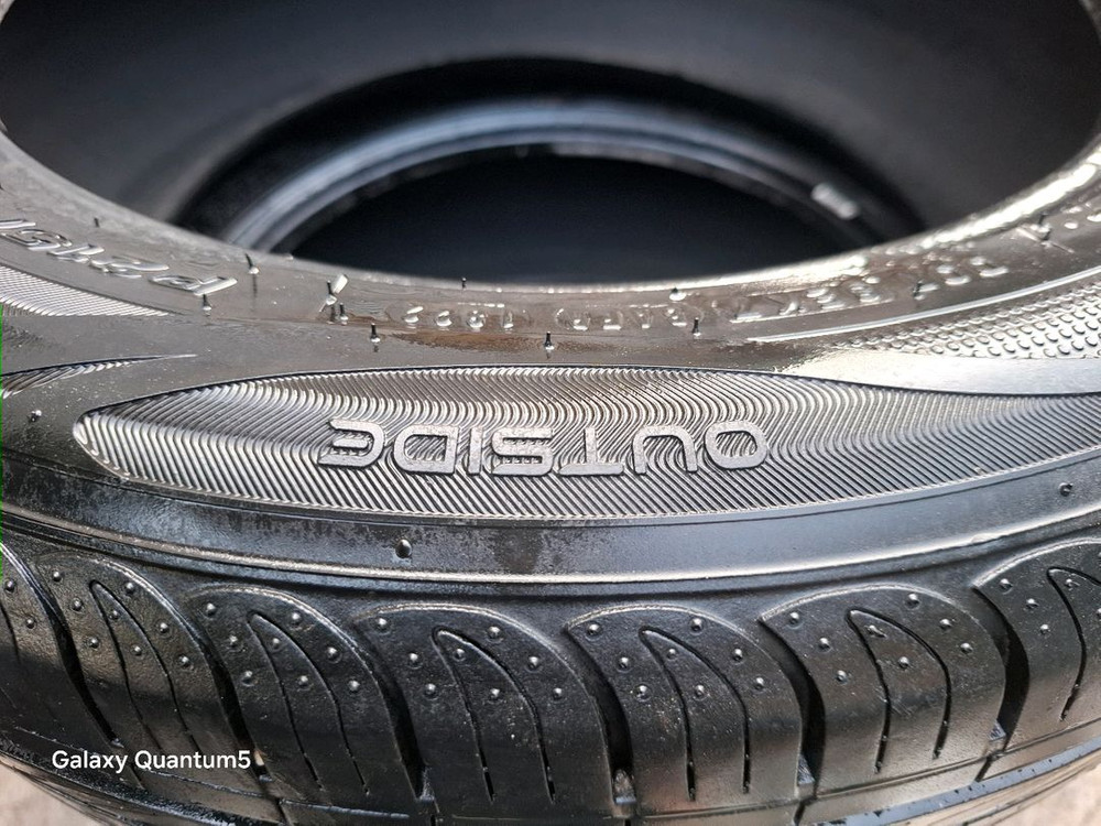 2155517 중고타이어 a급 2본 팝니다--3