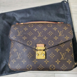 모노그램 포쉐트 메티스 핸드백 이미지