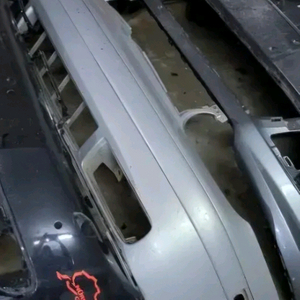 폭스바겐 골프4. 순정 앞범퍼 이미지