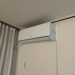 위니아 벽걸이 에어컨 이미지