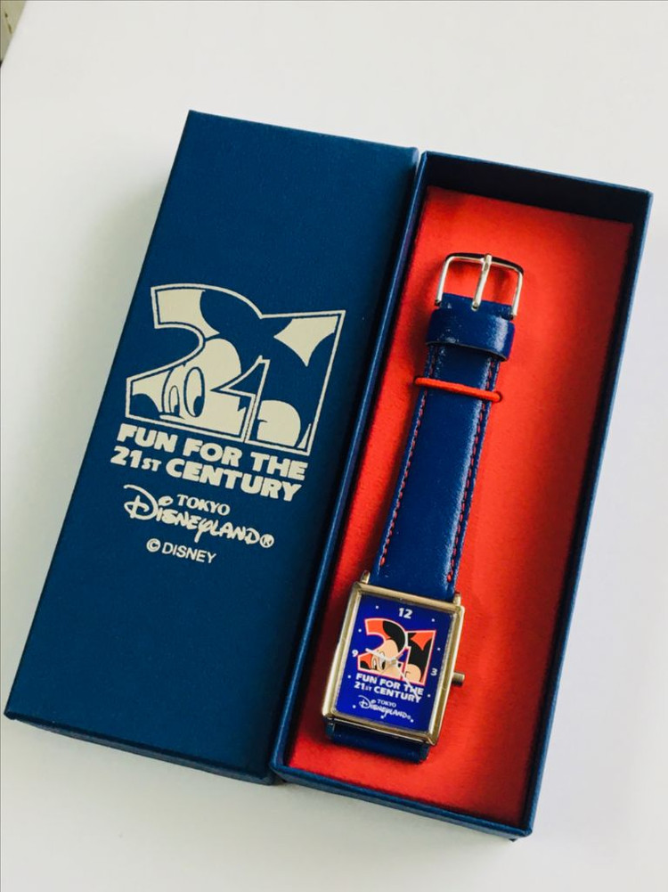 도쿄 디즈니랜드 미키마우스 한정 손목시계 판매--1