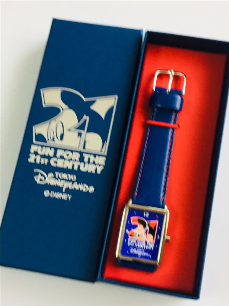 도쿄 디즈니랜드 미키마우스 한정 손목시계 판매--2