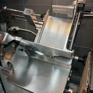 후지육절기HFS-350G