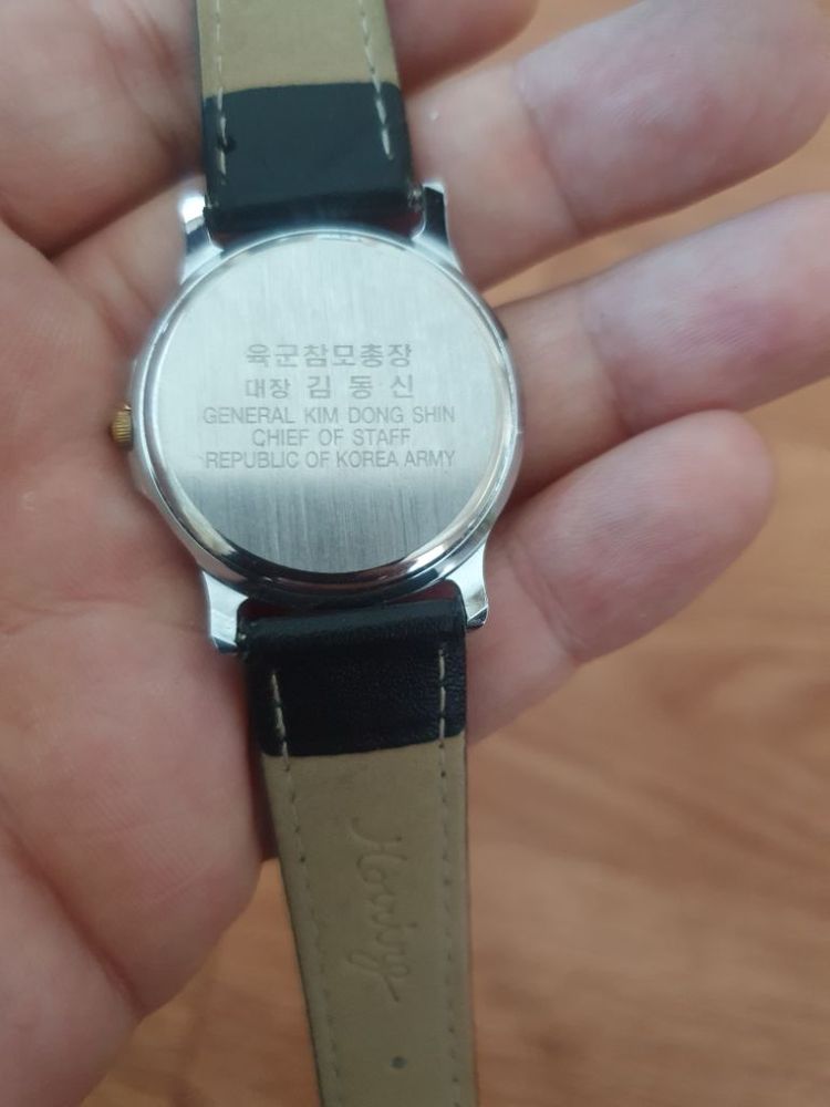 육군 참모총장 시계 외 이미지