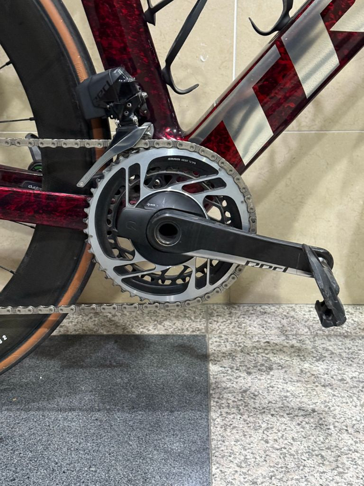 트렉 마돈 6세대 slr9 스페셜 오더 컬러 최상급 구성 스램 레드 전동 구동계 풀카본 로드 자전거 이미지