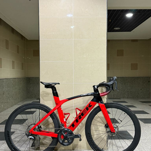 트렉 마돈sl6 54사이즈 트랙 마돈 카본로드자전거 이미지