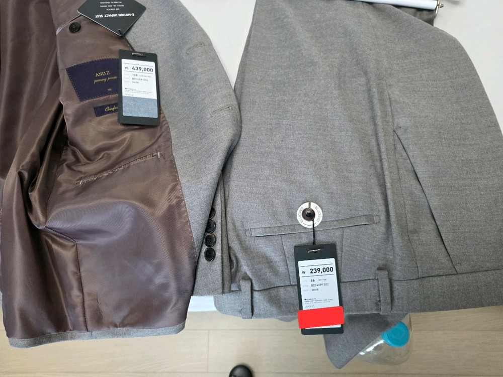 정장 판매합니다--6