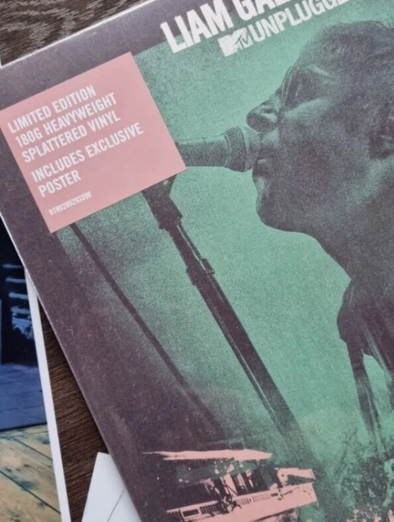 LP 오아시스 리엄 갤러거 MTV 언플러그드 라이브 스플래터 바이닐 리미티드 에디션 미개봉 포스터포함 판매합니다. 이미지