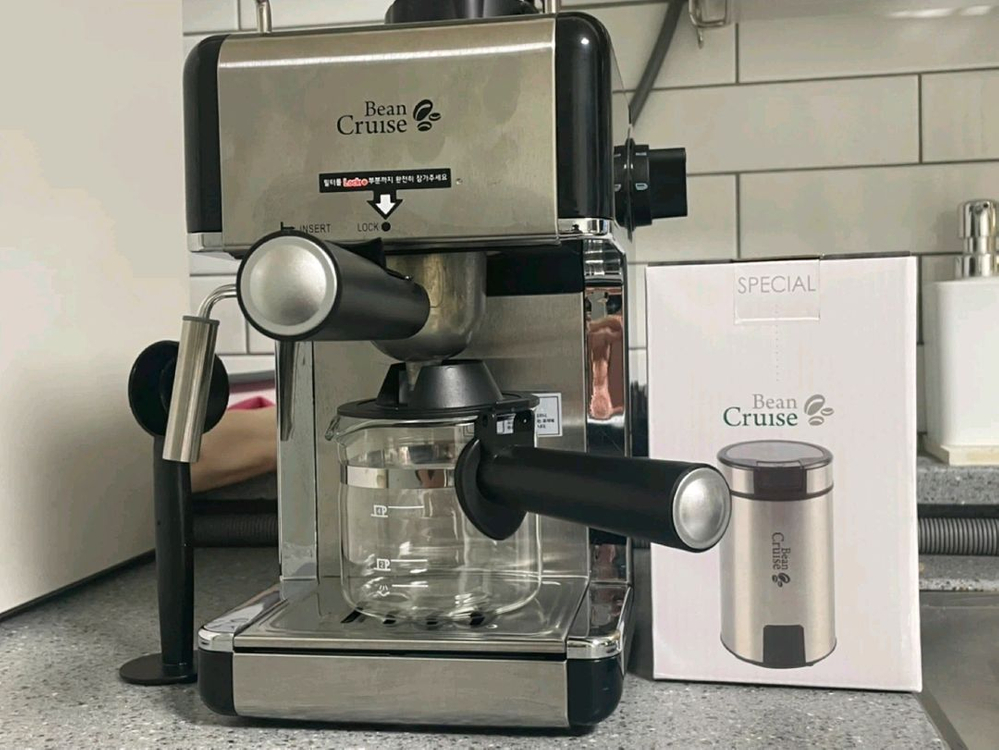 빈크루즈 에스프레소 커피머신+원두 분쇄기(그라인더) 이미지