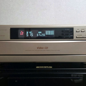 롯데 LVC-6000 5 디스크 CD플레이어입니다