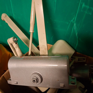 방문용 도어클로저