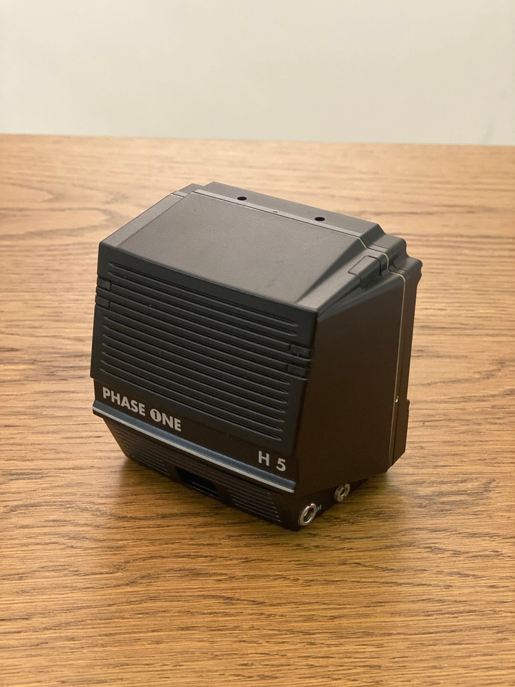 핫셀 중형 필름카메라 503cw 와 랜즈 일괄판매합니다. 이미지