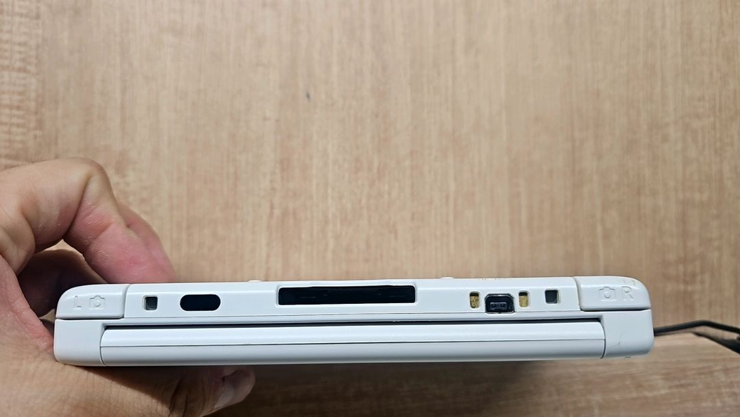 닌텐도 3ds xl 동물의숲 에디션 이미지