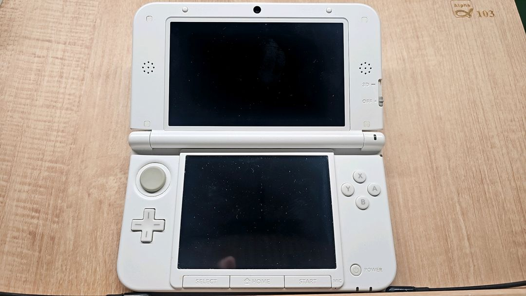 닌텐도 3ds xl 동물의숲 에디션 이미지