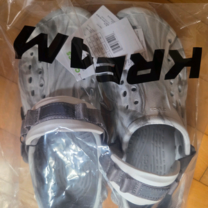 크록스 에코 마블 클로그 270사이즈