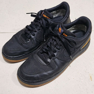 나이키 에어포스1 고어텍스 블랙 280