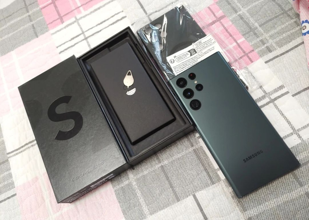 풀박 S급 ㅡ 갤럭시 S22울트라 256GB + 새케이스--13