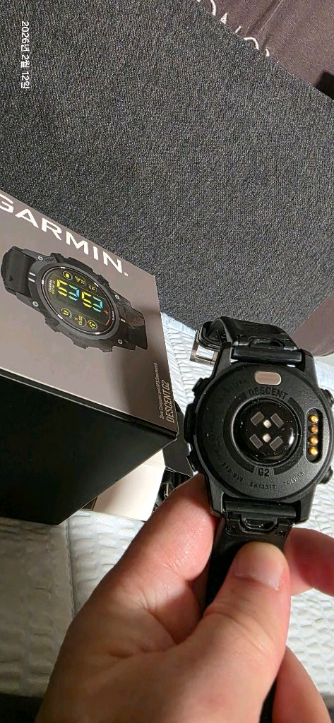 가민 Descent G2 GPS 스마트워치 이미지