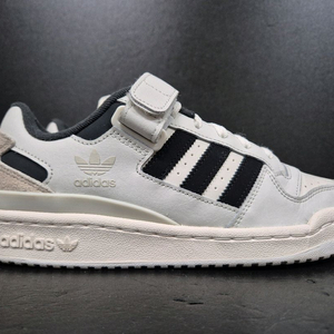 아디다스 포럼로우 260