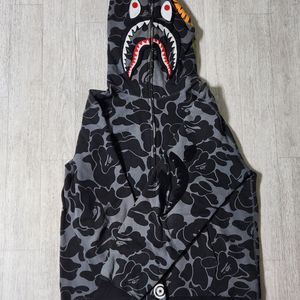 [초희귀 한정매물] 베이프 디태쳐블 샤크후드 블랙