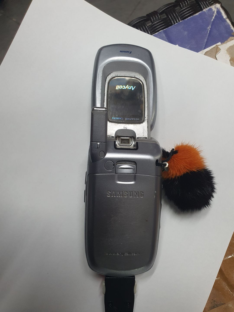 삼성 SPH V600 올드폰 2G폰 옛날폰 이미지