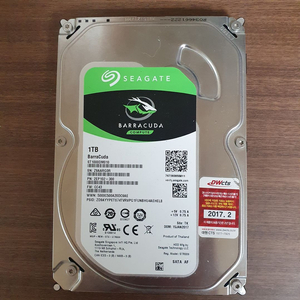 씨게이트 1T 하드 팝니다.