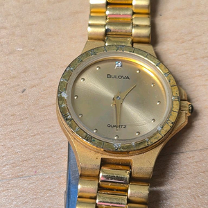 부로바 손목시계