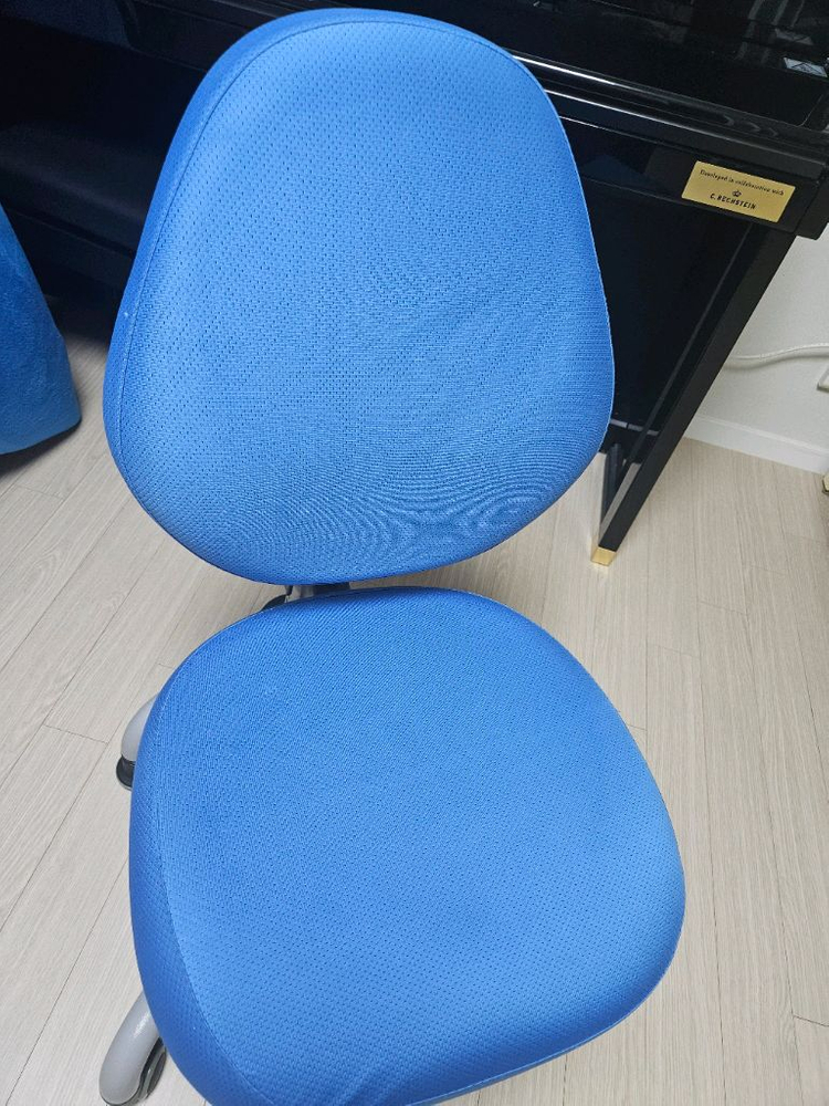 키즈 책상 의자 수납장 세트 이미지