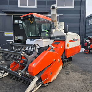 콩콤바인 구보다 ARH430 범용콤바인 이미지