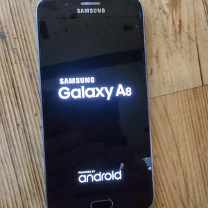 갤럭시 A8 휴대폰 이미지