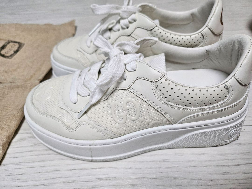 정품구찌로고흰운동화(230)--1