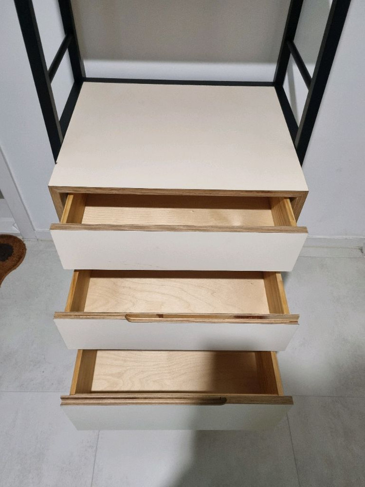 카레클린트 원목 선반 서랍장 이미지