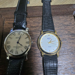 NIS 절대시계 2종 세트