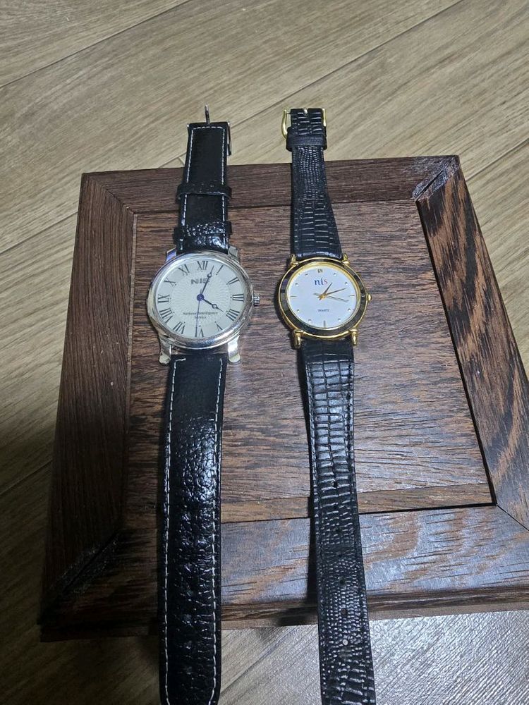 NIS 절대시계 2종 세트--1