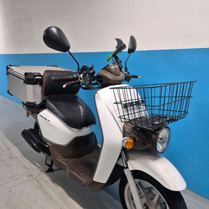 혼다 벤리 110 화이트 브라운 스쿠터 19년식 엔진최상컨디션 배달세팅 경정비 이미지